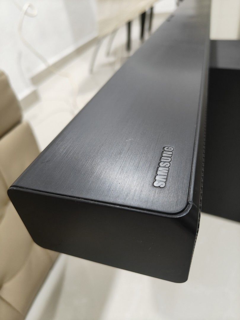 Samsung Soundbar black sound bar