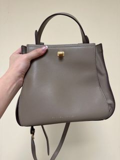 （分類：）位於 。 由 girlish.stuff 提交（商品編號 1428624942，圖片 1）。簡介： 。