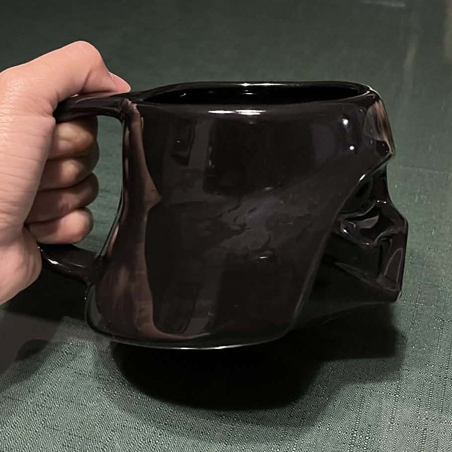 Star Wars Darth Vader Ceramic Coffee Mug (Category: Coffee & Tea Tableware) located in Quezon City. Submitted by sustainable.sarah (Listing ID 1428758058, Image 2). Description: Never used, only stored.