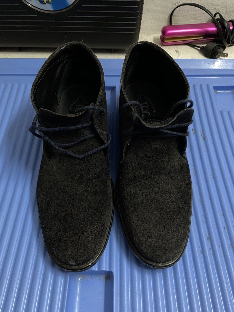 Tod's Black Suede Chukka Boots (Category: Boots) located in Quezon City. Submitted by 2high2cry. (Listing ID 1428643403, Image 1). Description: Snug fit for size 8 .