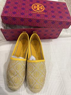 (Category: ) located in . Submitted by once.upon.a.closet (Listing ID 1428768749, Image 1). Description: .