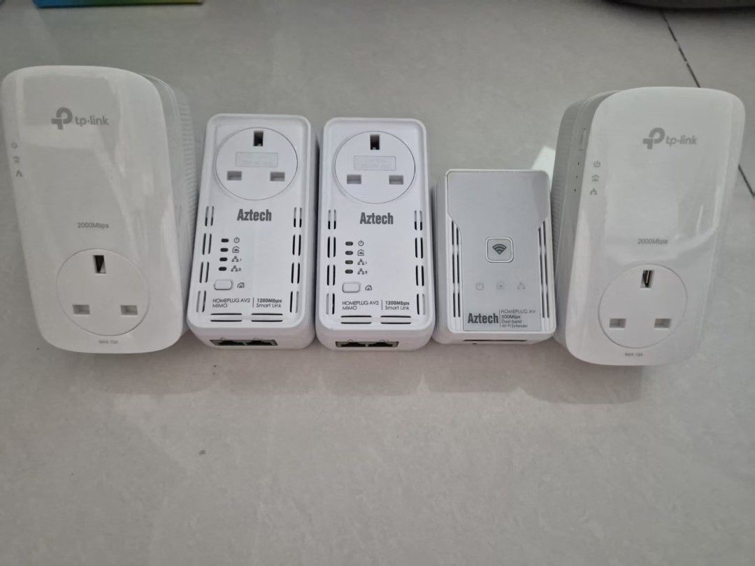 TP-Link & Aztech Powerline Adapters439667846242652160