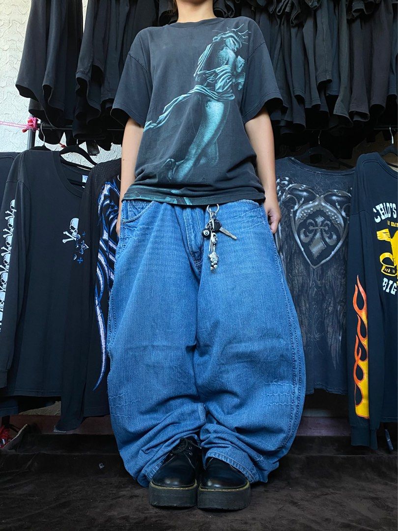 Vintage 2000’s Ecko Unlimited Baggy Jeans (Category: Jeans) located in Dagupan City. Submitted by egor. (Listing ID 1428683608, Image 3). Description: Vintage 2000’s Ecko Unlimited Baggy Jeans ‎ ‎waistline: 40” - 41” ‎length: 42.8” ‎leg op: 10.6” ‎thigh: 15.8” ‎color rate: 9.7/10 ‎flaws: sign of usage ‎condition: 9.5/10 ‎.