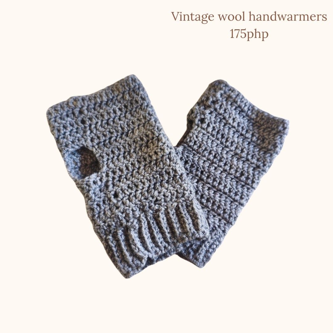 Vintage Crochet Wool Handwarmers (Category: Handmade Craft) located in Manila. Submitted by flashylanding (Listing ID 1428686627, Image 1). Description: Handmade crochet wool handwarmers in a light grey color. These fingerless gloves are perfect for keeping your hands warm while allowing you to use your fingers freely. They are crocheted with a ribbed cuff and a thumb hole. .
