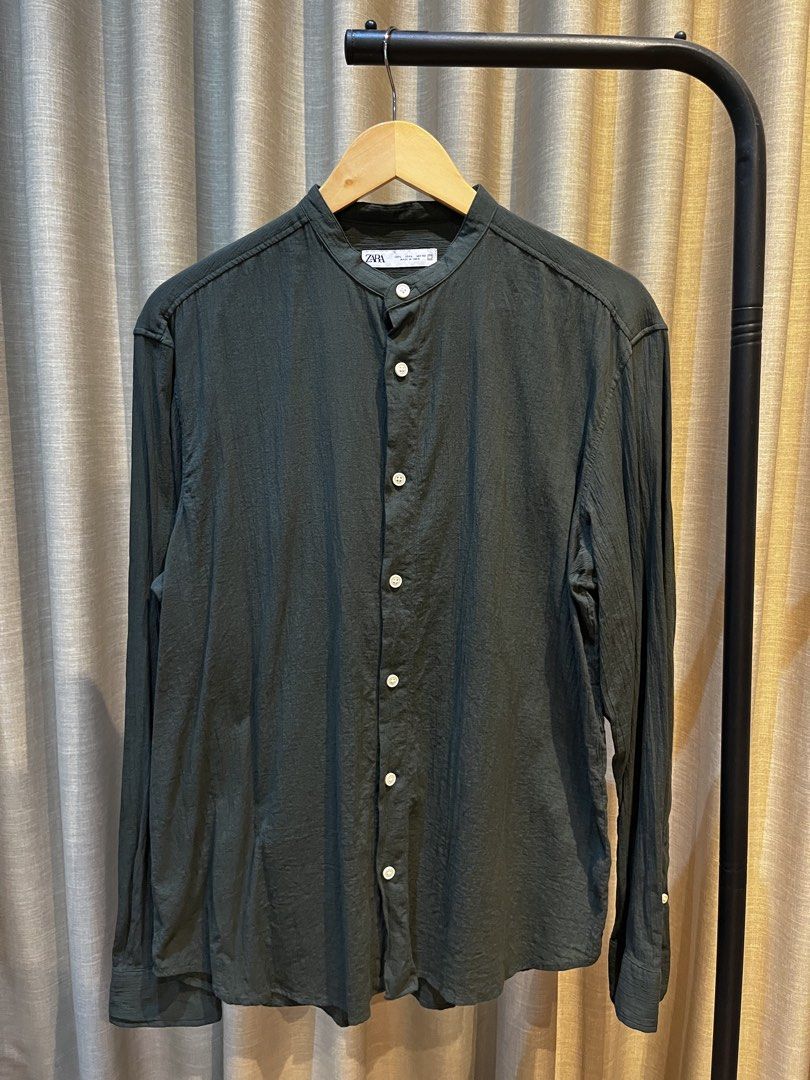 Zara Chinese Collar Longsleeve (Category: Tshirts & Polo Shirts ) located in Marikina City. Submitted by natpasco15 (Listing ID 1428669030, Image 1). Description: Zara Mandarin Collar Shirt Size L Used twice only RFS: Decluttering.