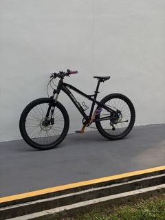 (Category: ) located in . Submitted by bikes_and_pc_custom (Listing ID 1428954269, Image 1). Description: .