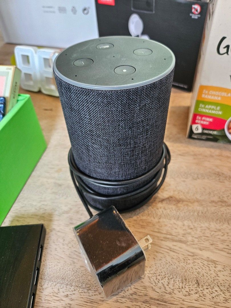 Amazon Echo w Alexa411477299818014720
