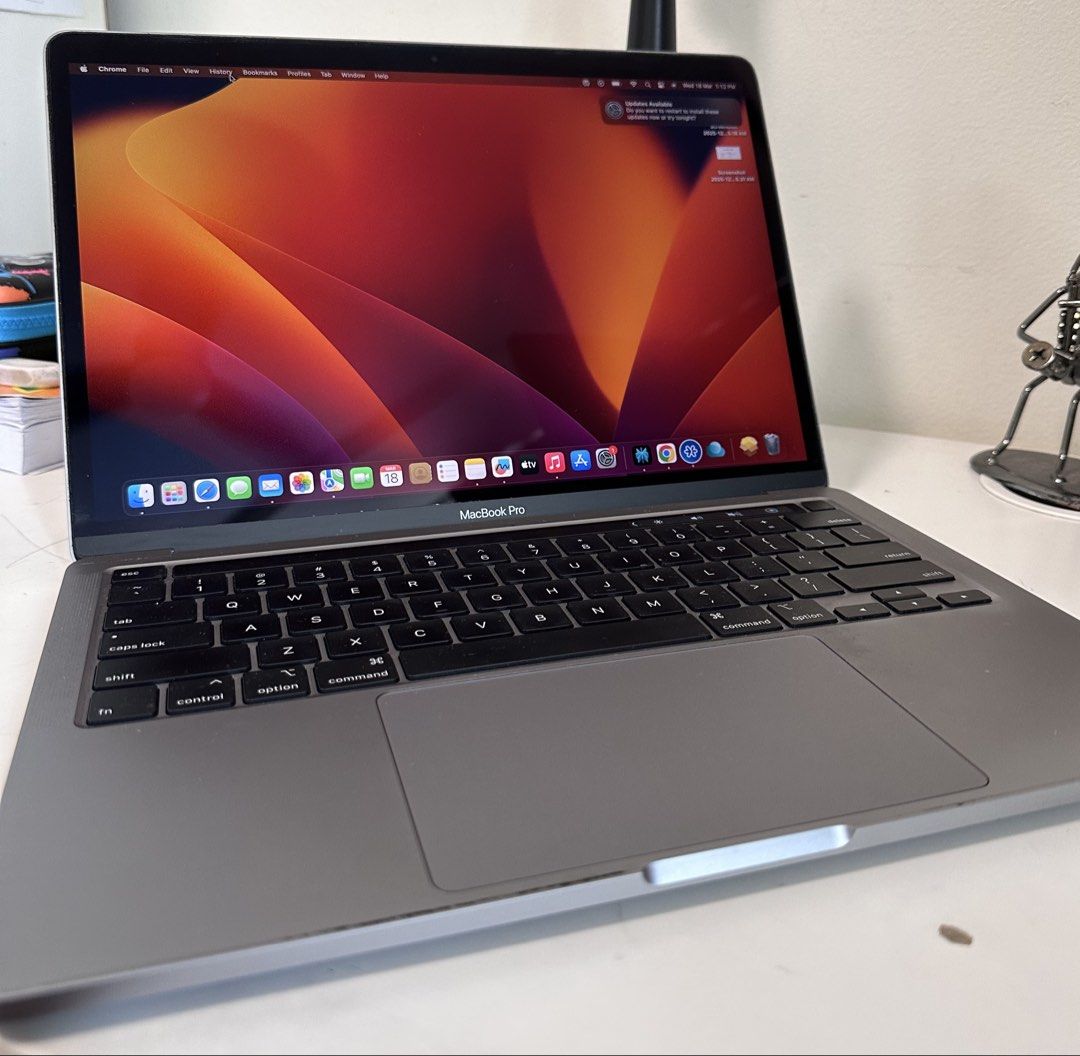Apple MacBook Pro 13-inch (2020)412351029639925763