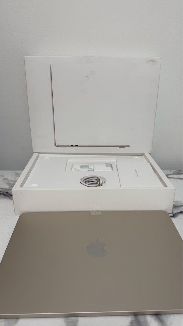 Apple MacBook Pro 15-inch412346352099676161
