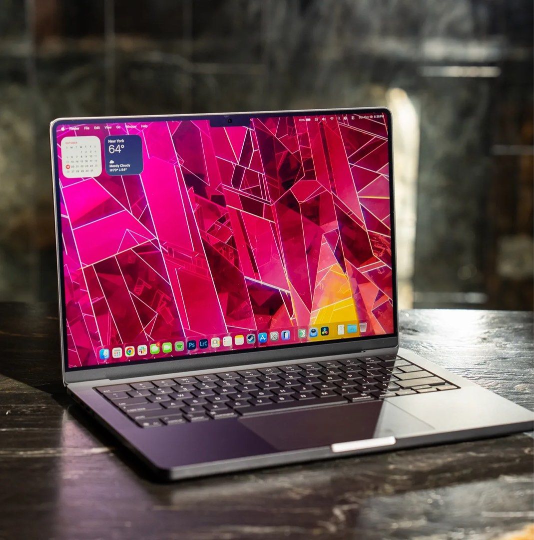 Apple MacBook Pro M5412347138268866560