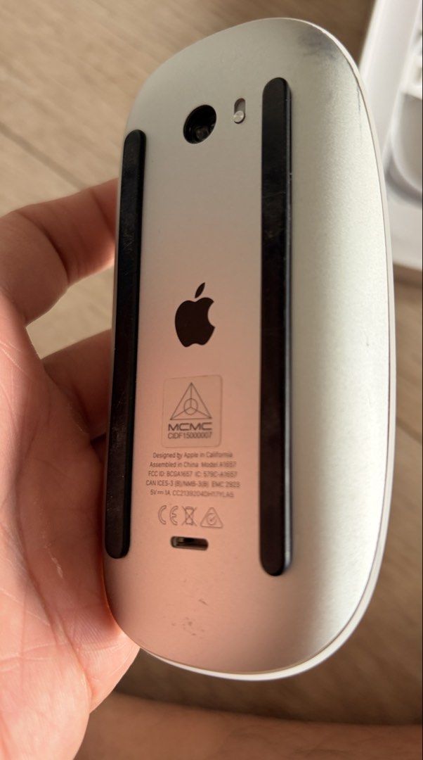 Apple Magic Mouse Model A1657454139160056965128
