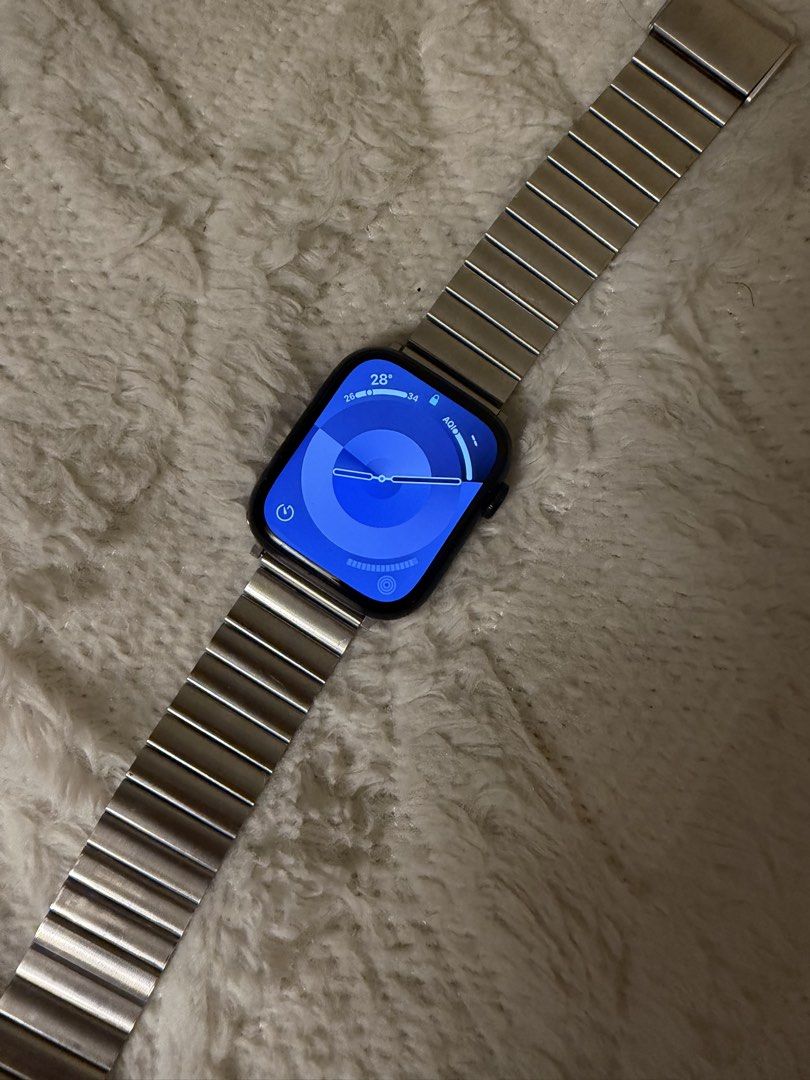 Apple Watch Series 9 45mm Midnight Blue (Category: Wearables & Smart Watches) located in Manila. Submitted by wardrobepal (Listing ID 1428813724, Image 1). Description: READ FIRST BEFORE INQUIRING ‼️ ‼️ Slightly negotiable. NO LOW BALLER. DON’T INQUIRE IF YOU’RE ASKING FAR BELOW THE LISTED PRICE ‼️ Selling at a very low price already. If you prefer a flawless unit, buying brand new may be the better option. Apple Watch Series 9 45mm Midnight Blue