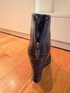 (Category: ) located in . Submitted by xiaoyi168 (Listing ID 1428948315, Image 1). Description: .