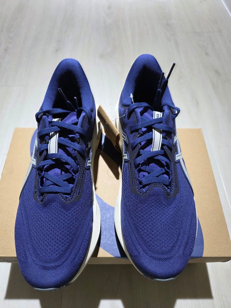 ASICS NOVABLAST 5 ATC ( US 9.5 ) (Category: Sneakers) located in Singapore. Submitted by hadytoshi07 (Listing ID 1428847211, Image 2). Description: BRAND NEW WITH TAG IN BOX .