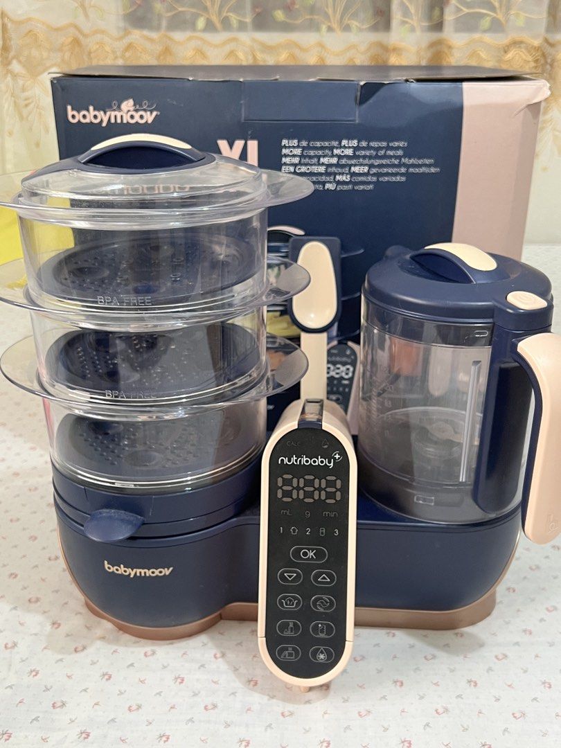 Babymoov XL food processor (Category: Weaning & Toddler Feeding) located in Taguig. Submitted by lovelyheart0109 (Listing ID 1428825549, Image 1). Description: Babymoov XL 6-in-1. Complete accessories with box. .