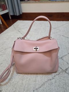 （分類：）位於 。 由 tchen223 提交（商品編號 1428945035，圖片 1）。簡介： 。