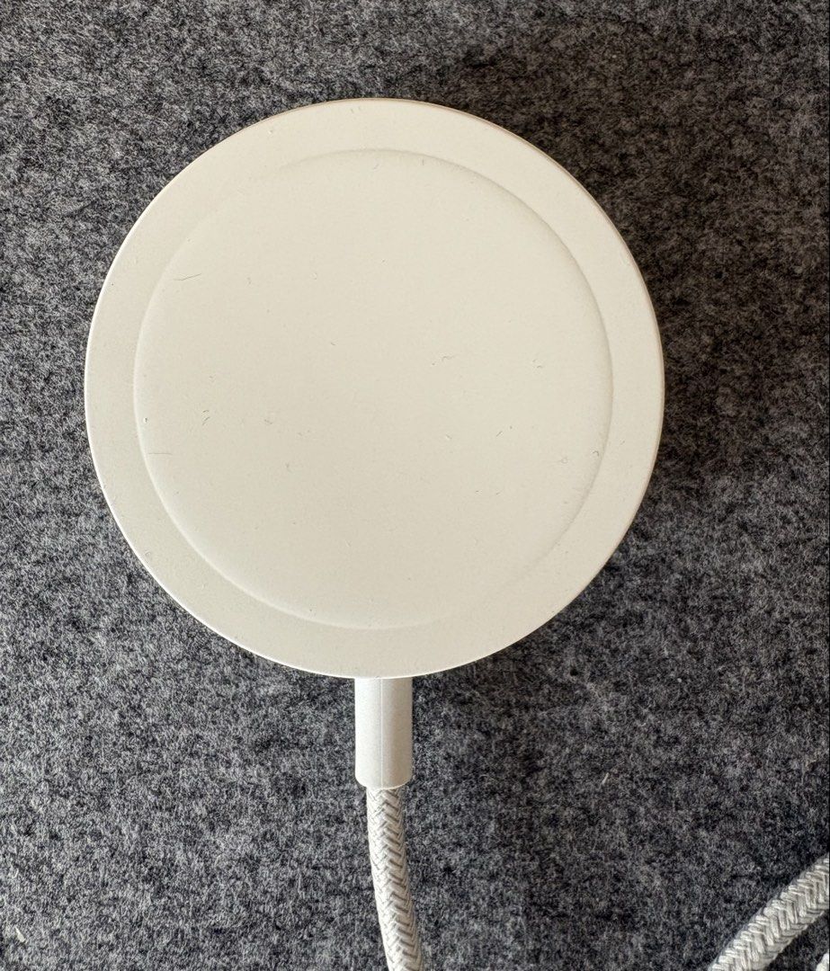Belkin 15W MagSafe Wireless Charger Pad With Built In Kickstand 2m Belkin 15w Magsafe Wireless Ch 1774677703 25a45caa Progressive 