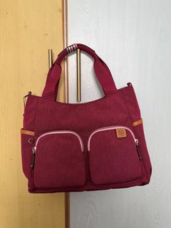(Category: ) located in . Submitted by _clearmywardrobe (Listing ID 1428835386, Image 1). Description: .