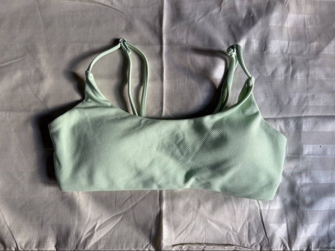 Bikini Top (Category: Bikinis & Swimsuits) located in Quezon City. Submitted by pamnly (Listing ID 1428898110, Image 2). Description: Brand new.