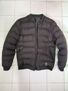(Category: ) located in . Submitted by store789 (Listing ID 1428890726, Image 1). Description: .