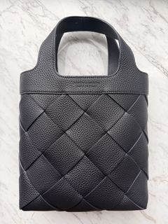 （分類：）位於 。 由 hommeluxury 提交（商品編號 1428815029，圖片 1）。簡介： 。