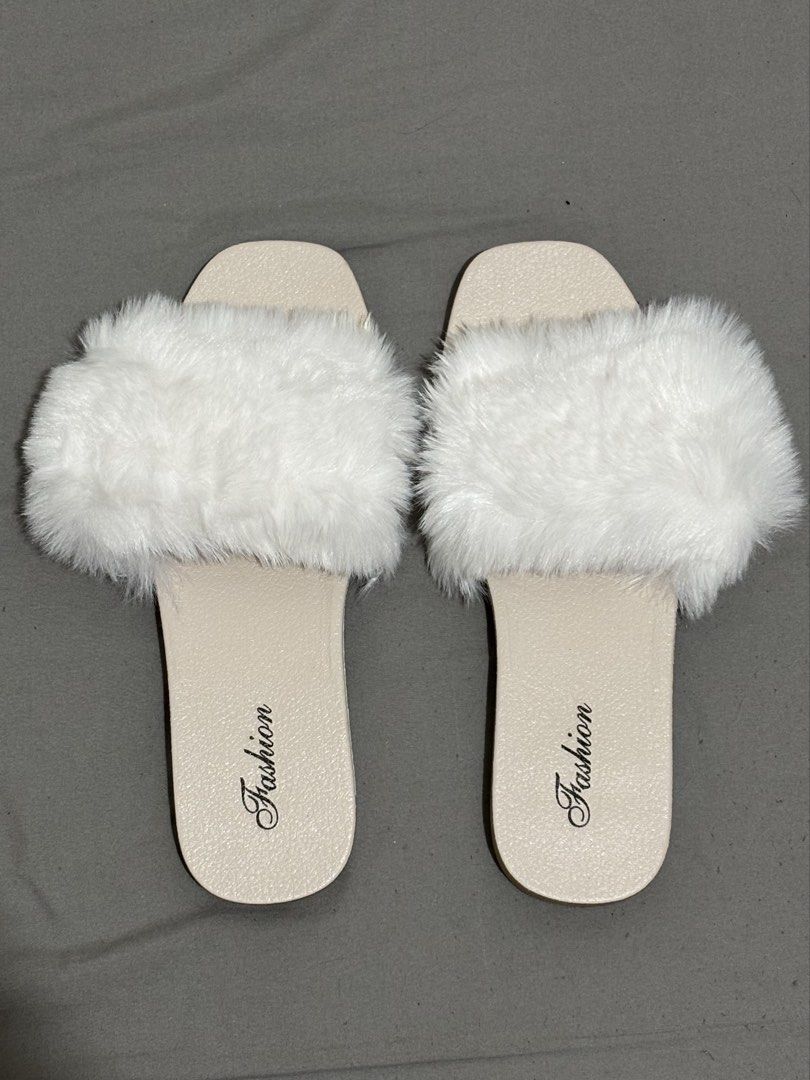 Bridal Slippers for Wedding Preparation Shoot (Category: Slippers and slides) located in Caloocan City. Submitted by alelaaaay (Listing ID 1428843811, Image 1). Description: Bridal Slippers for Wedding Preparation Shoot.