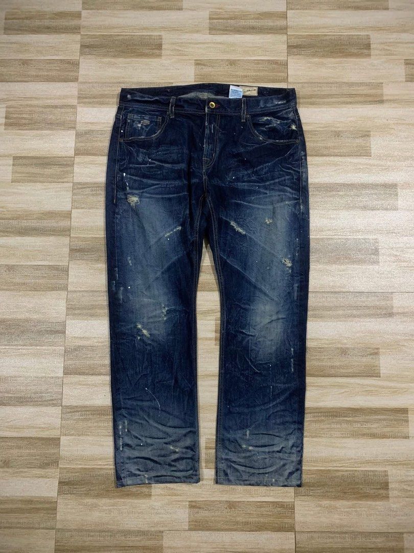Buckaroo Jeans Indigo Distressed (Category: Jeans) located in San Carlos City. Submitted by lievanlim (Listing ID 1428866270, Image 1). Description: Buckaroo Jeans Width: 40 Length: 42 Color rate: 10/10 Excellent condition to as new .