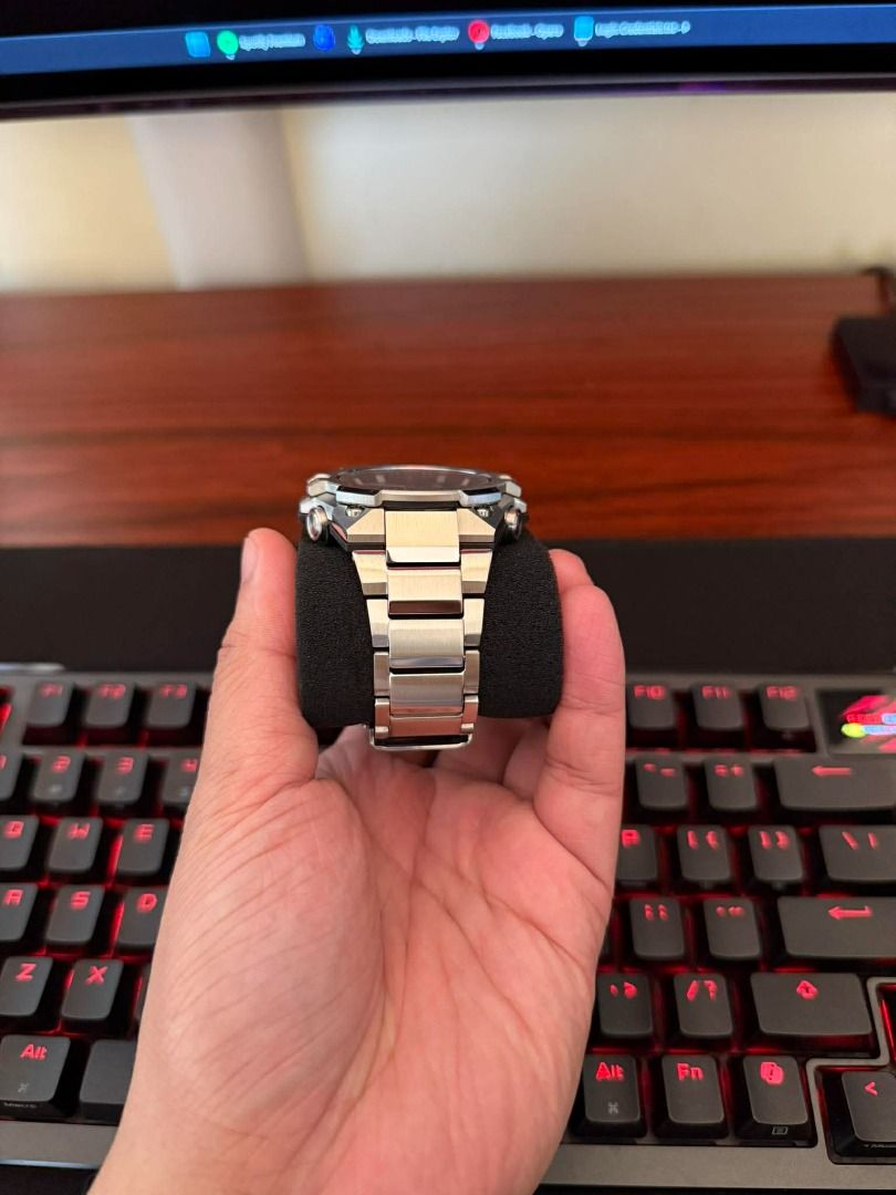 Casio G-Shock GST-B400 (Category: Men's Watches) located in Angeles City. Submitted by wastingdrip8447 (Listing ID 1428845365, Image 3). Description: FOR SALE ONLY: Casio G-Shock GST-B400 Condition: Mint condition, no issues, complete with box and warranty Features: - Solar powered - Time and date can be synced through Bluetooth Payment through GCash or Bank Transfer. .