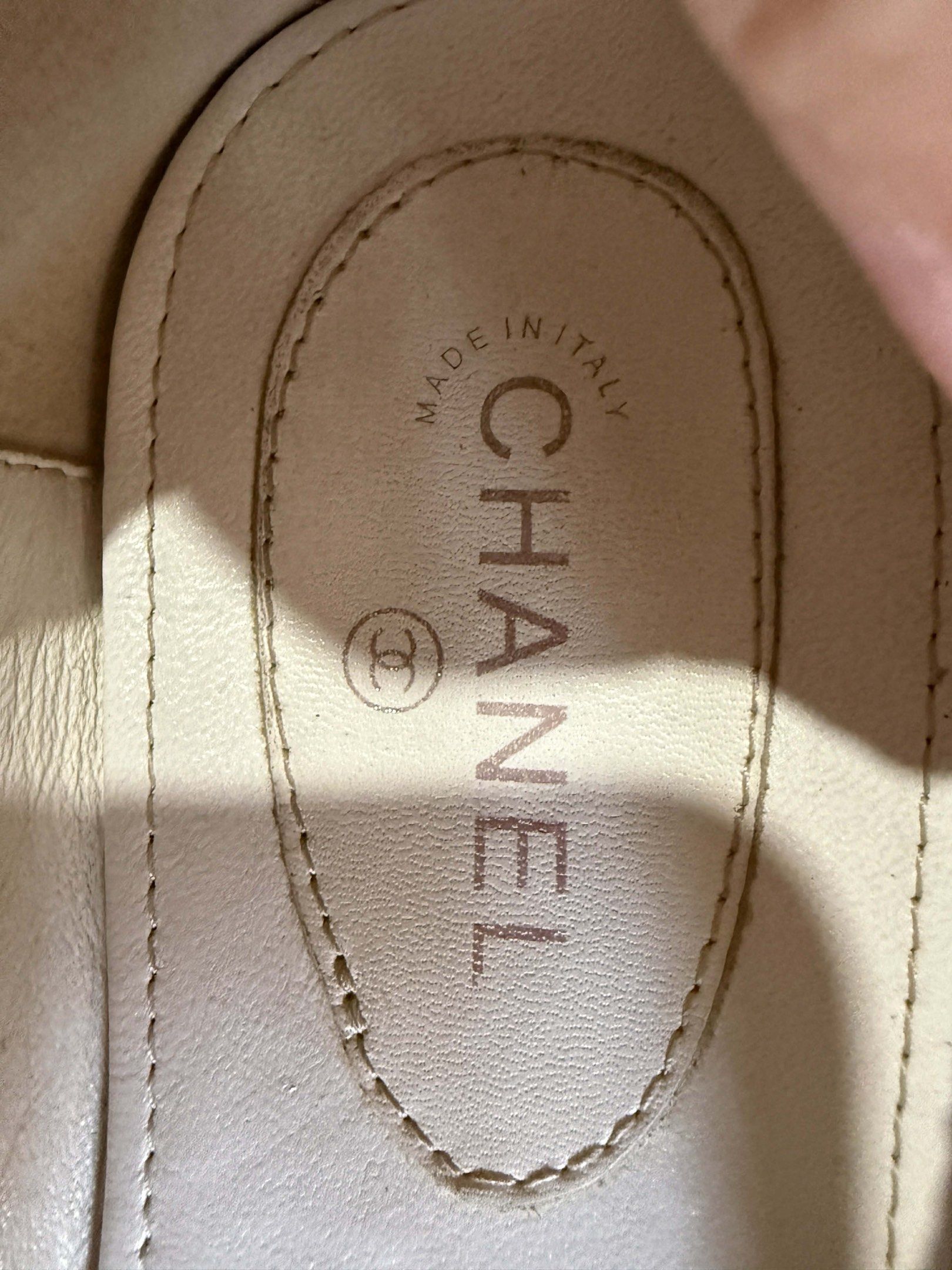 Chanel Cap-Toe Mary Jane Flats (Category: Flats & Sandals) located in Santa Rosa. Submitted by allthings_decluttered (Listing ID 1428820788, Image 3). Description: Chanel cap-toe calf skin mary jane flats bought from another seller for 1,700 have not used it yet rfs: does not fit me size: 38C, good for toes with wide feet in good condition.