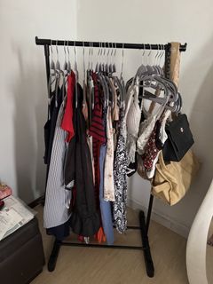 (Category: ) located in . Submitted by shopwml (Listing ID 1428824571, Image 1). Description: .