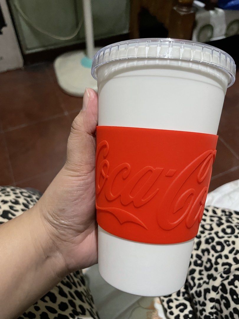 Coca Cola Emoji Tumbler (Category: Water Bottles & Tumblers) located in Mandaluyong City. Submitted by ms.kneesa (Listing ID 1428944345, Image 1). Description: Loc Hagdan Bato Itaas Mandaluyong Prices Indicated each photo with details Pick up or book ur delivery rider at ur own expense Meet Up : Edsa Starmall or World Wide Corporate Center Mandaluyong 6:30pm to 7:30pm every Wednesday to Sunday Payment first policy for shipping via Ub and Gcash.