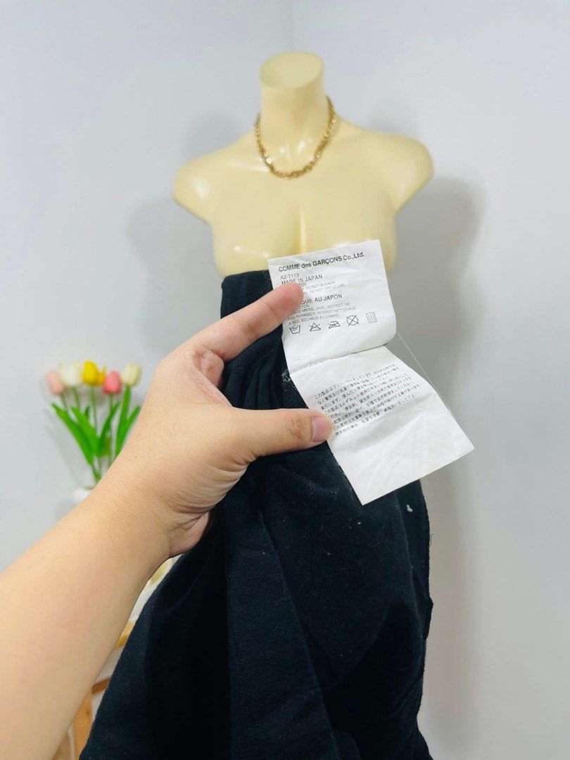 Comme des Garcons Play Black T-shirt (Category: Shirts) located in Muntinlupa City. Submitted by intweb (Listing ID 1428887033, Image 3). Description: CDG Shirt Rate 8/10 Size Small in tag (Unisex) .