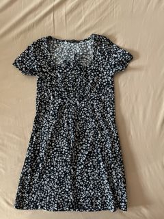 (Category: ) located in . Submitted by reneescloset (Listing ID 1428847209, Image 1). Description: .