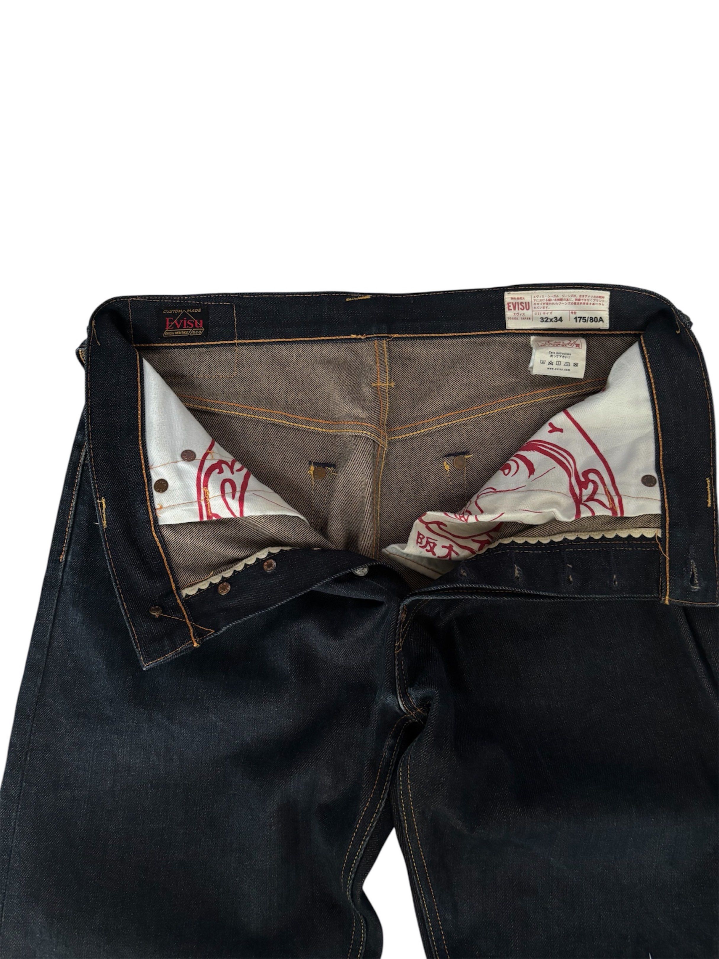 evisu (Category: Jeans) located in Candelaria. Submitted by drizzy.fitz.ph (Listing ID 1428809618, Image 3). Description: evisu daicock waist: 33 length: 44.