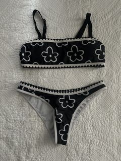 (Category: ) located in . Submitted by marisay (Listing ID 1428828889, Image 1). Description: .