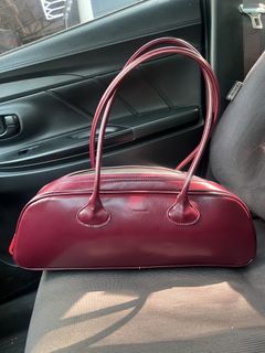 (Category: ) located in . Submitted by authenticcloset (Listing ID 1428820903, Image 1). Description: .