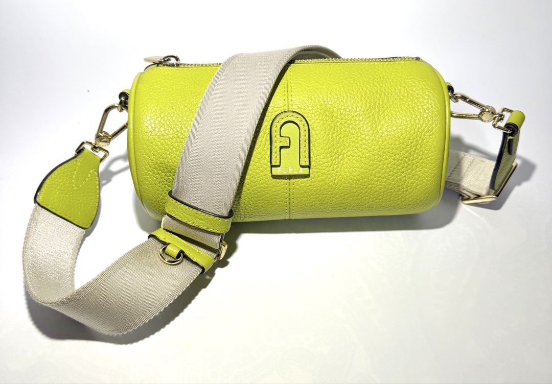 Furla Dafne Mini Crossbody Bag (Category: Luxury Bags & Wallets) located in Bulacan. Submitted by arianecleansupcloset (Listing ID 1428868510, Image 1). Description: No inclusions, but guaranteed authentic Issues: - missing pouch - make up stains inside.