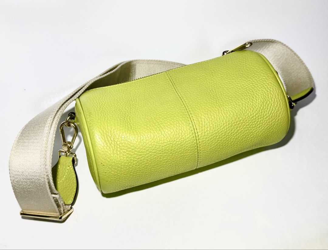 Furla Dafne Mini Crossbody Bag (Category: Luxury Bags & Wallets) located in Bulacan. Submitted by arianecleansupcloset (Listing ID 1428868510, Image 3). Description: No inclusions, but guaranteed authentic Issues: - missing pouch - make up stains inside.