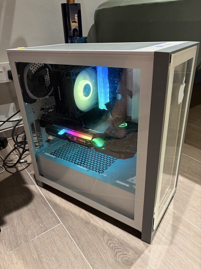 Gaming PC - AMD Ryzen 5 5600X, RX 6800 XT, 32GB RAM, 1 TB HDD