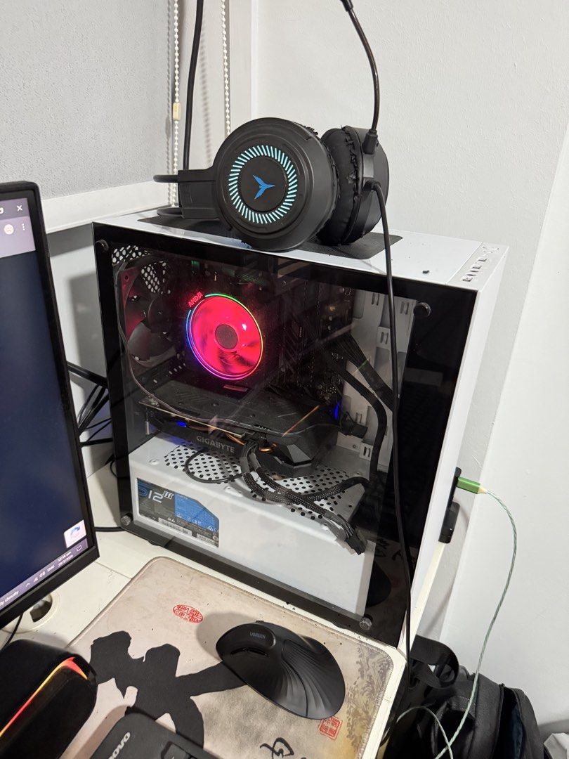 Gaming PC - Ryzen 7 3700X, RTX 2060, 16GB RAM