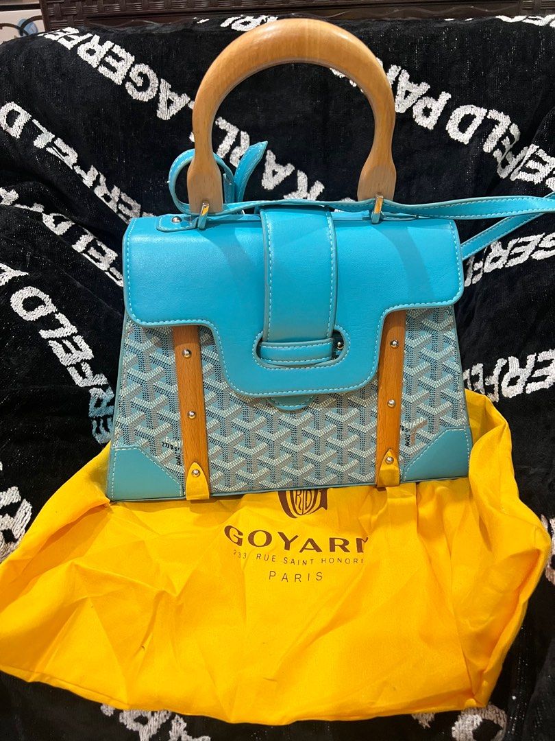Goyard bag overrun (Category: Luxury Bags & Wallets) located in Manila. Submitted by purgeout (Listing ID 1428987776, Image 1). Description: Goyard Hand/sling bag usef a few times, good as new. Rfs: impulsive.