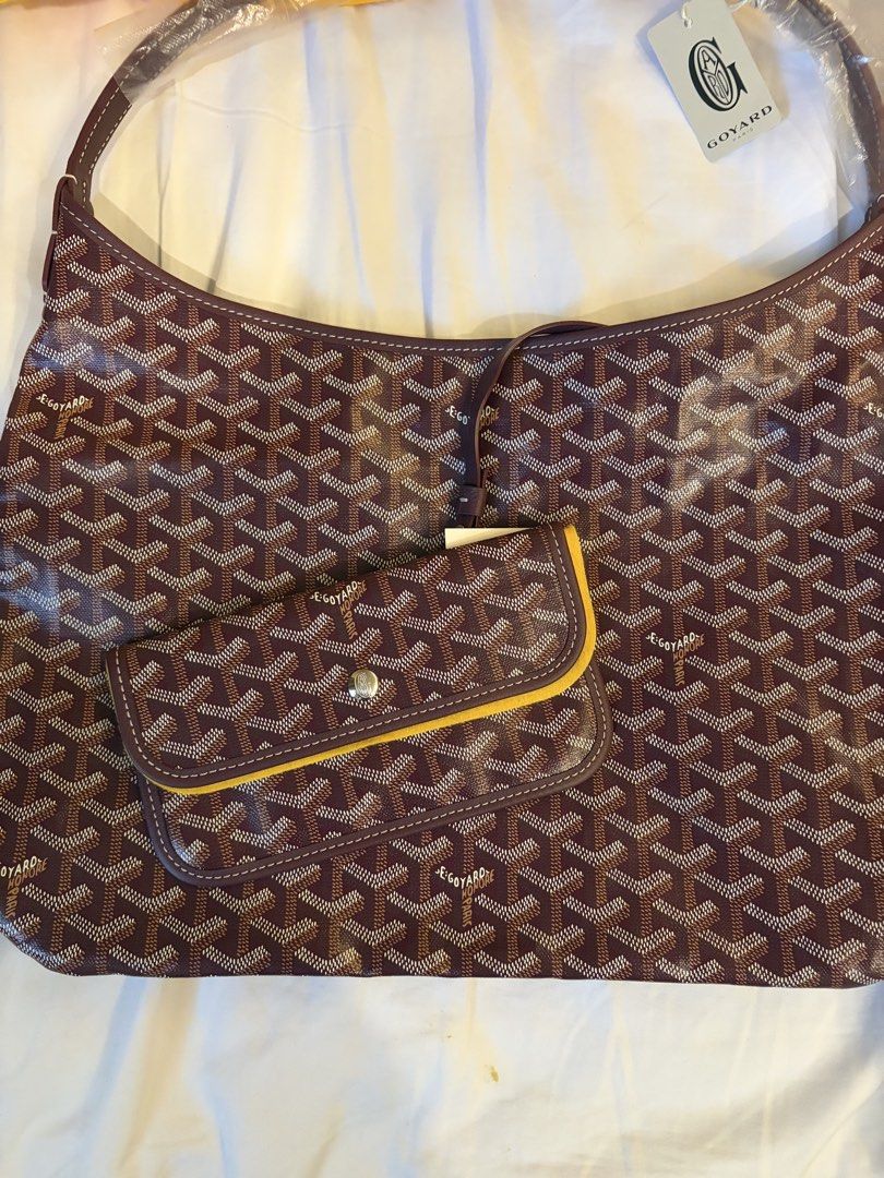 Goyard Boheme Hobo (Category: Luxury Bags & Wallets) located in Mandaluyong City. Submitted by punywrist (Listing ID 1428812287, Image 3). Description: For sale Brand new - with plastic stickers Goyard Boheme Hobo Burgendy With dust bag and paperbag Purchased abroad Last piece (Blue sold) .
