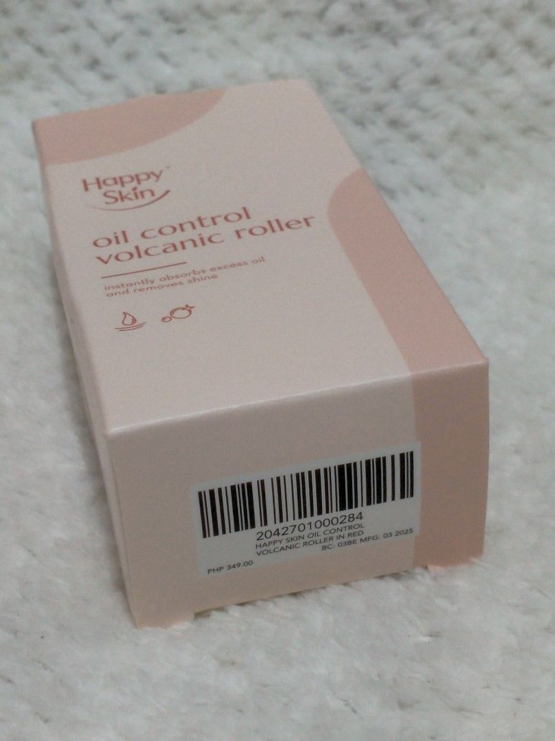 Happy Skin Oil Control Volcanic Roller (Category: Face Care) located in Kalayaan. Submitted by angellalla (Listing ID 1428927917, Image 2). Description: Happy Skin Oil Control Volcanic Roller Brand New Used for Video Purposes Only SRP ₱349.00 💸 ₱170.00 (+SF if Delivery) 💸 📍Loc: Kalayaan, Laguna 📍Meetup Loc - Kalayaan, Laguna - LSPU Sta. Cruz MOP: Gcash/Spay MOD: JnT.