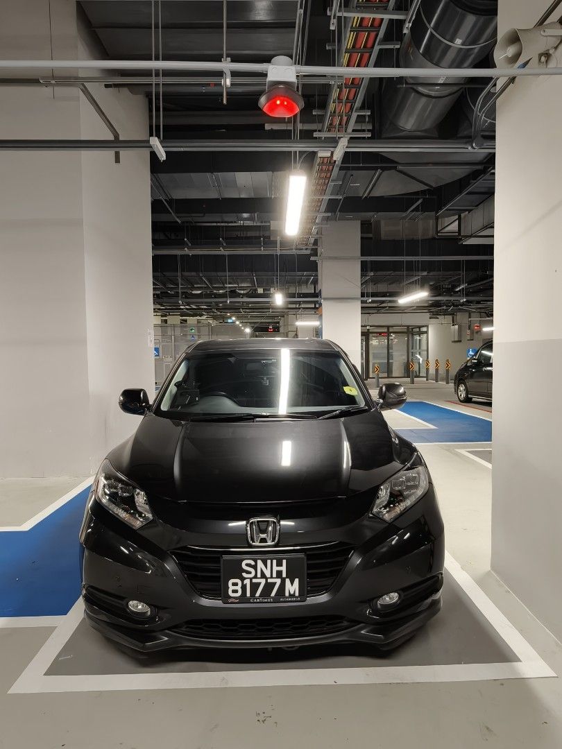 Honda Vezel 1.5X Auto (Category: Used Cars) located in Singapore. Submitted by megat_tuah (Listing ID 1428902151, Image 1). Description: .