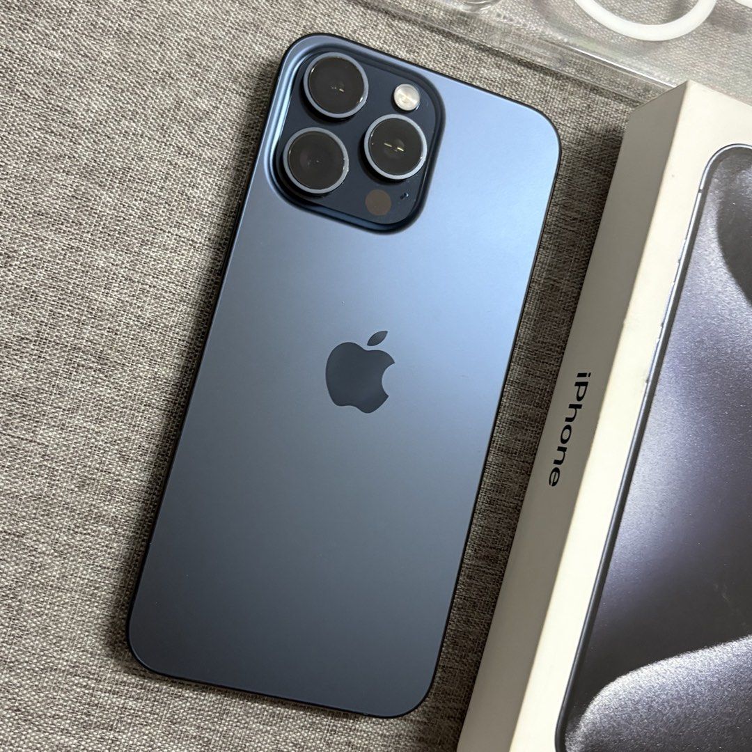 iPhone 15 Pro Max 512 GB Factory Unlock (Category: iPhone 15 Series) located in Quezon City. Submitted by lushselection (Listing ID 1428835166, Image 1). Description: No issue First owner 88% batt health 512 GB E-SIM Factory Unlock LAST PRICE POSTED 38,000 (40,000 before ❌) Phone, Case & Box.