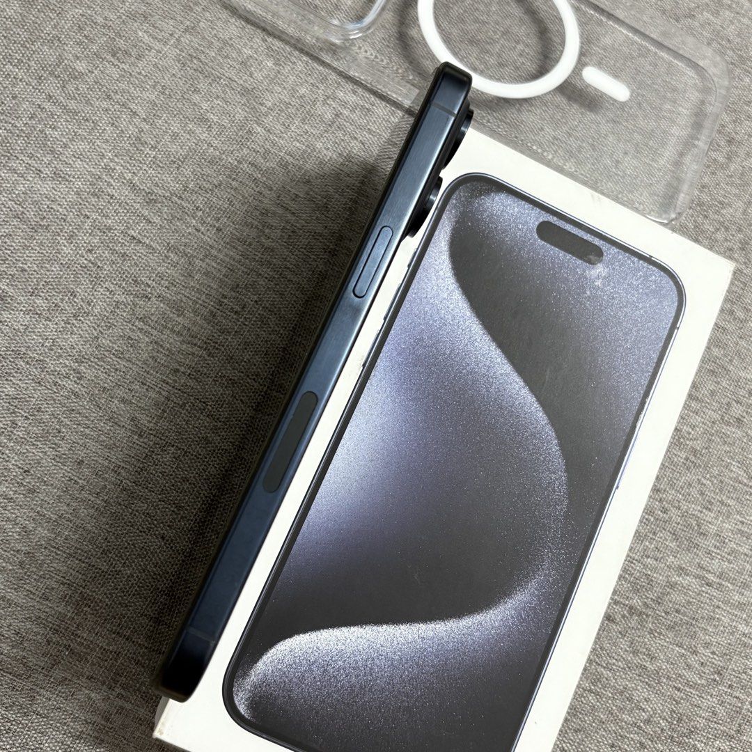 iPhone 15 Pro Max 512 GB Factory Unlock (Category: iPhone 15 Series) located in Quezon City. Submitted by lushselection (Listing ID 1428835166, Image 2). Description: No issue First owner 88% batt health 512 GB E-SIM Factory Unlock LAST PRICE POSTED 38,000 (40,000 before ❌) Phone, Case & Box.