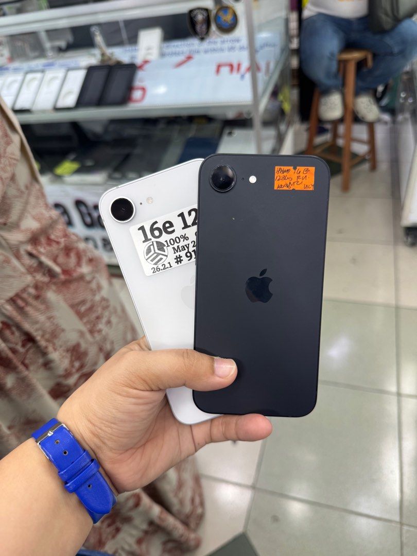 Iphone 16e 128gb 97-100% batt FU NTC All working (Category: iPhone 16 Series) located in San Juan City. Submitted by javedsgadgetshop (Listing ID 1428808847, Image 1). Description: INSTALLMENT OPTIONS : SPAY LATER / GGIVES / CREDIT CARD! WE BUY AND SELL SO PWEDE MAGBINTA OR SWAP ! Quick Specs : 💵 Iphone 16e •128gb •NTC Variant •97-100% batt health •Factory Unlock •98% Smoothness •No hidden issue | No Repaired •100% Authentic | Not Refurbished •w