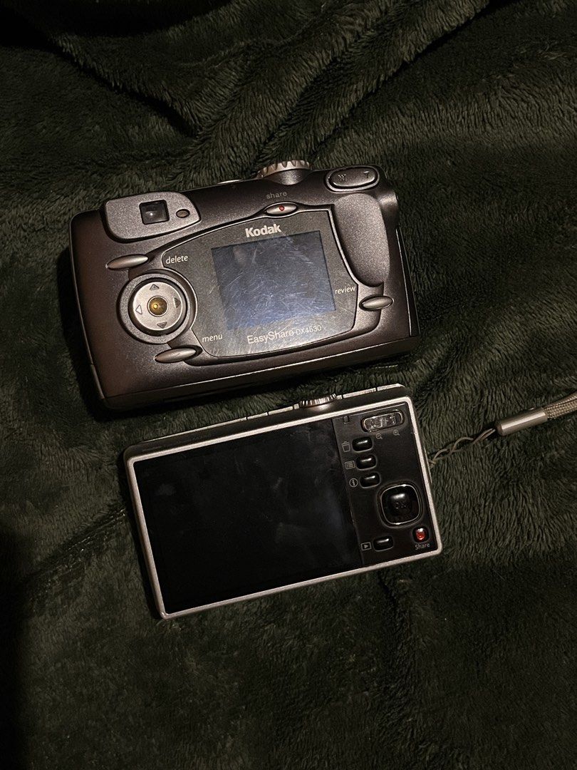 Untested Kodak EasyShare DX4530 & Kodak EasyShare M380 Digital Camera (Category: Cameras) located in Quezon City. Submitted by bublli_ (Listing ID 1428934945, Image 2). Description: message me on ig, @chvz.xmm for inquiries and transactions!! STRICTLY PAYMENT FIRST‼️ CAN REPLY HERE BUT I AM MORE ACTIVE ON IG for repair, for parts, for display digital camera for take two only. • can be use for parts, for repair, for display. • sold as-is. No sampl