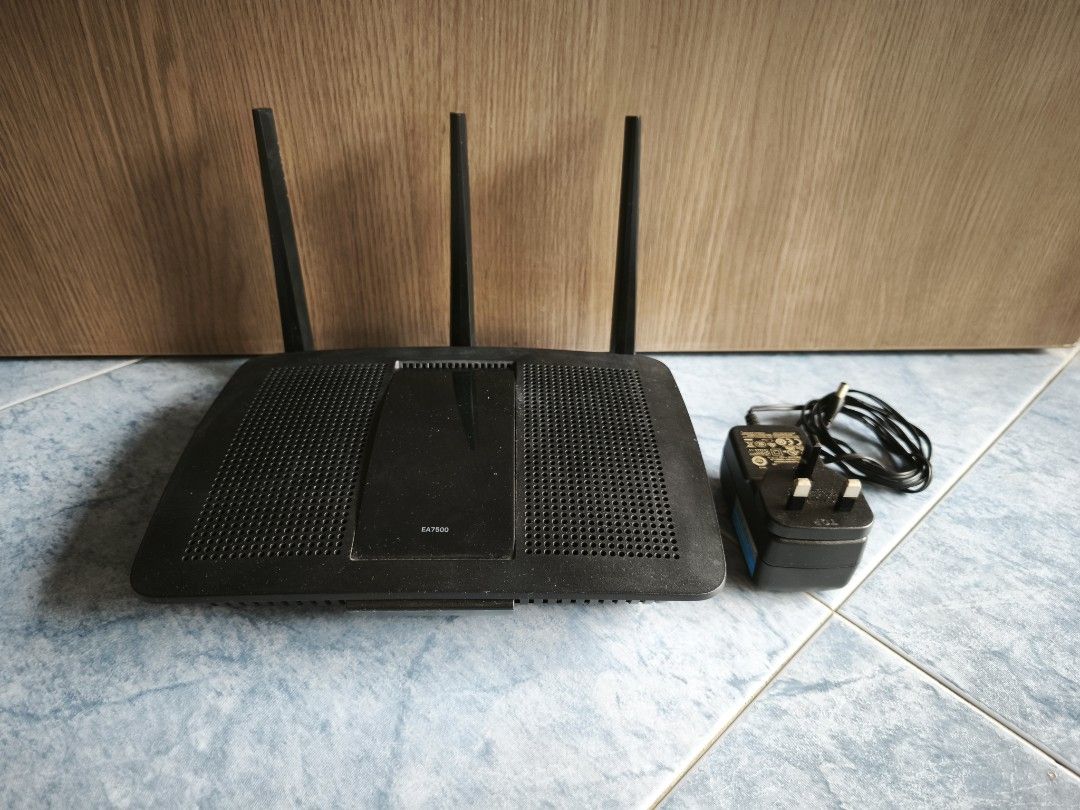 Linksys EA7500 Router466557563117905920