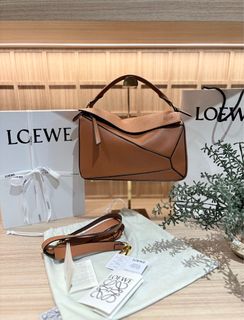 (Category: ) located in . Submitted by lerosaboutique (Listing ID 1428860050, Image 1). Description: .